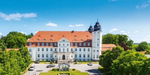 https://imga.invia-travel.de/images/xmldata/19806/hotel19806-7b76b6a3-c93a-4439-98c9-64c26f80f023_medium.jpeg