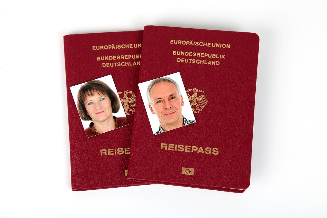 Reisepässe-eines-Ehepaares Einreisekarte Agypten Pdf